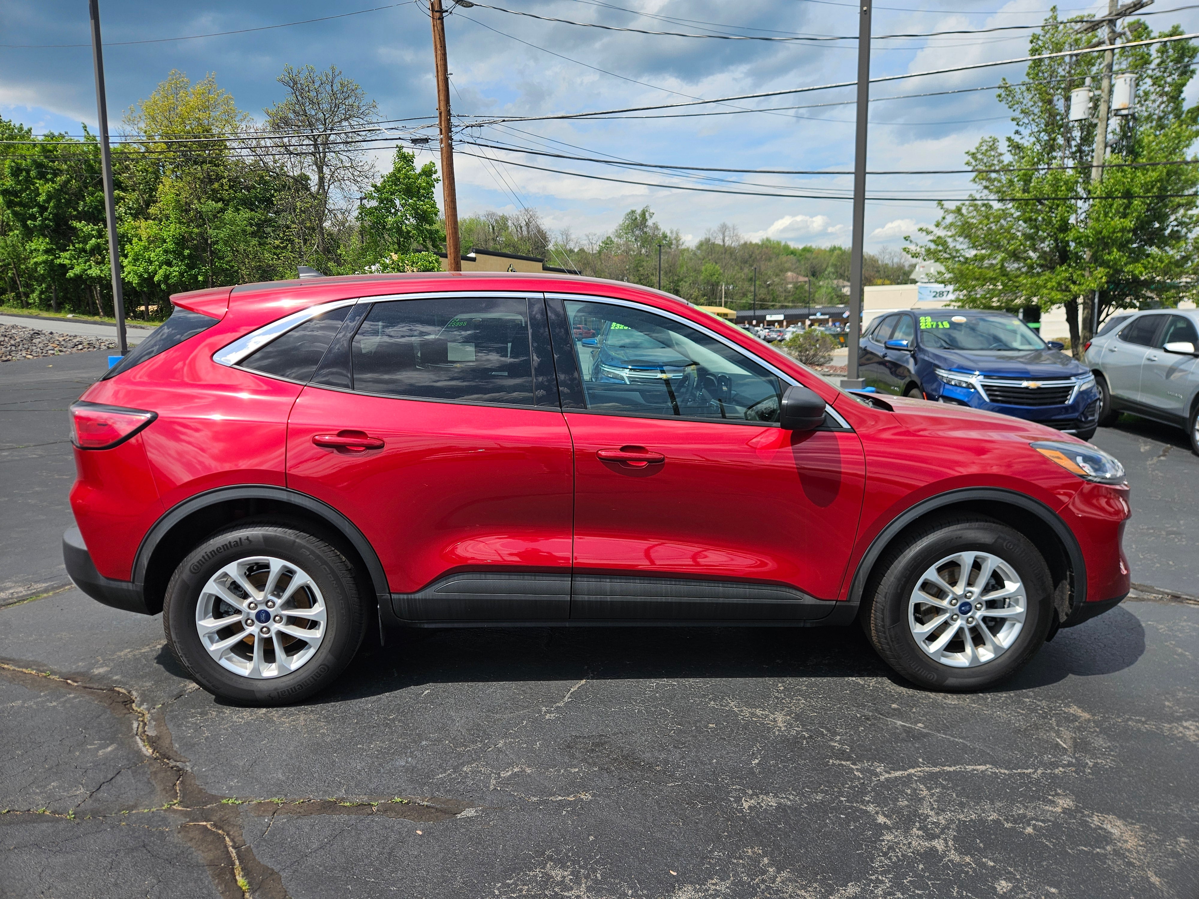 2022 Ford Escape SE