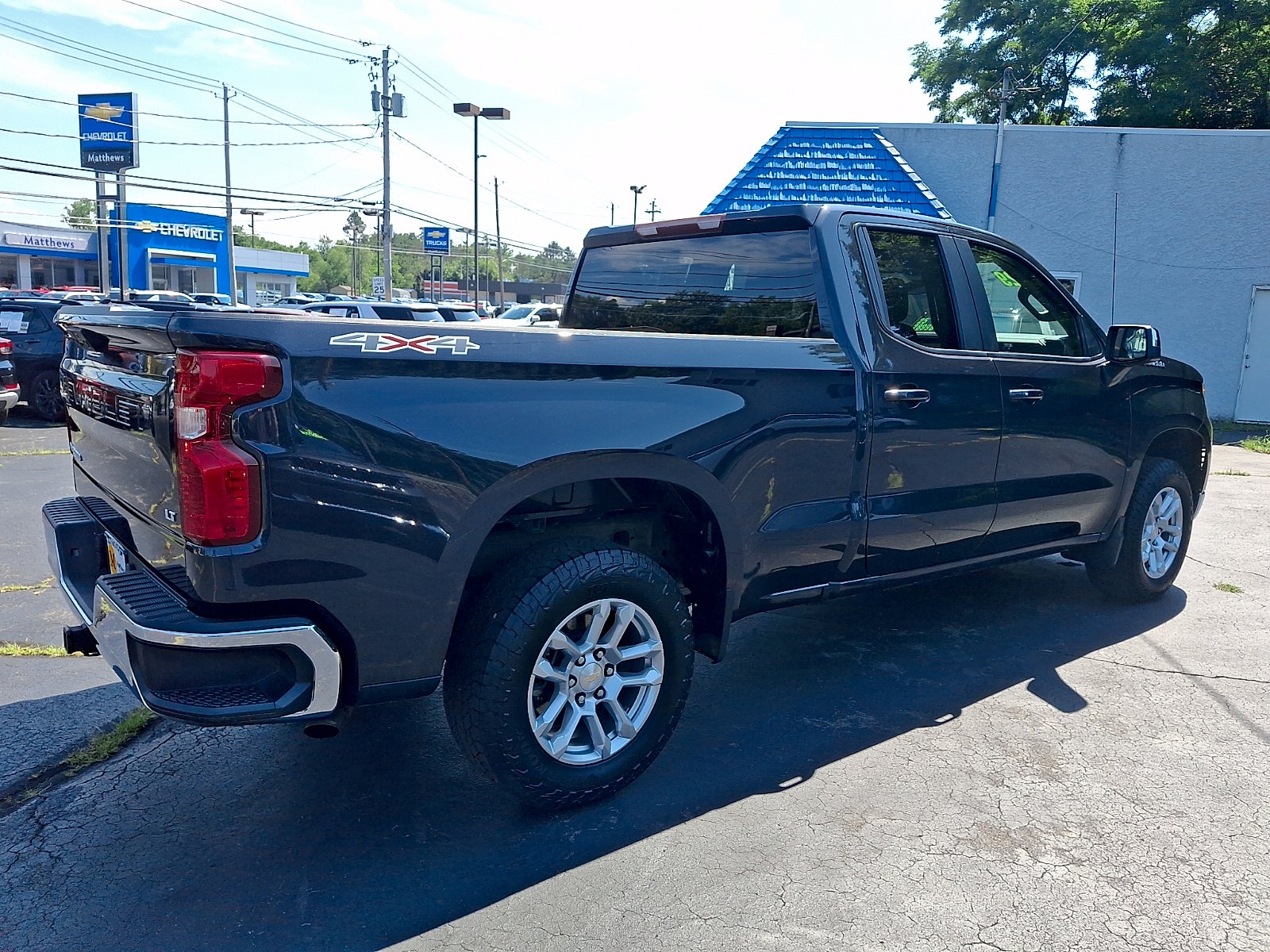 2024 Chevrolet Silverado 1500 LT (2FL)