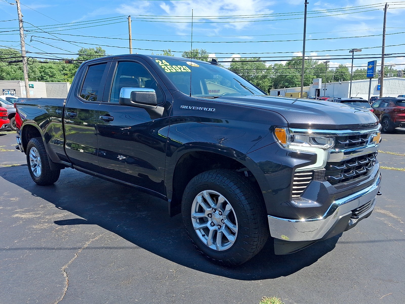2024 Chevrolet Silverado 1500 LT (2FL)