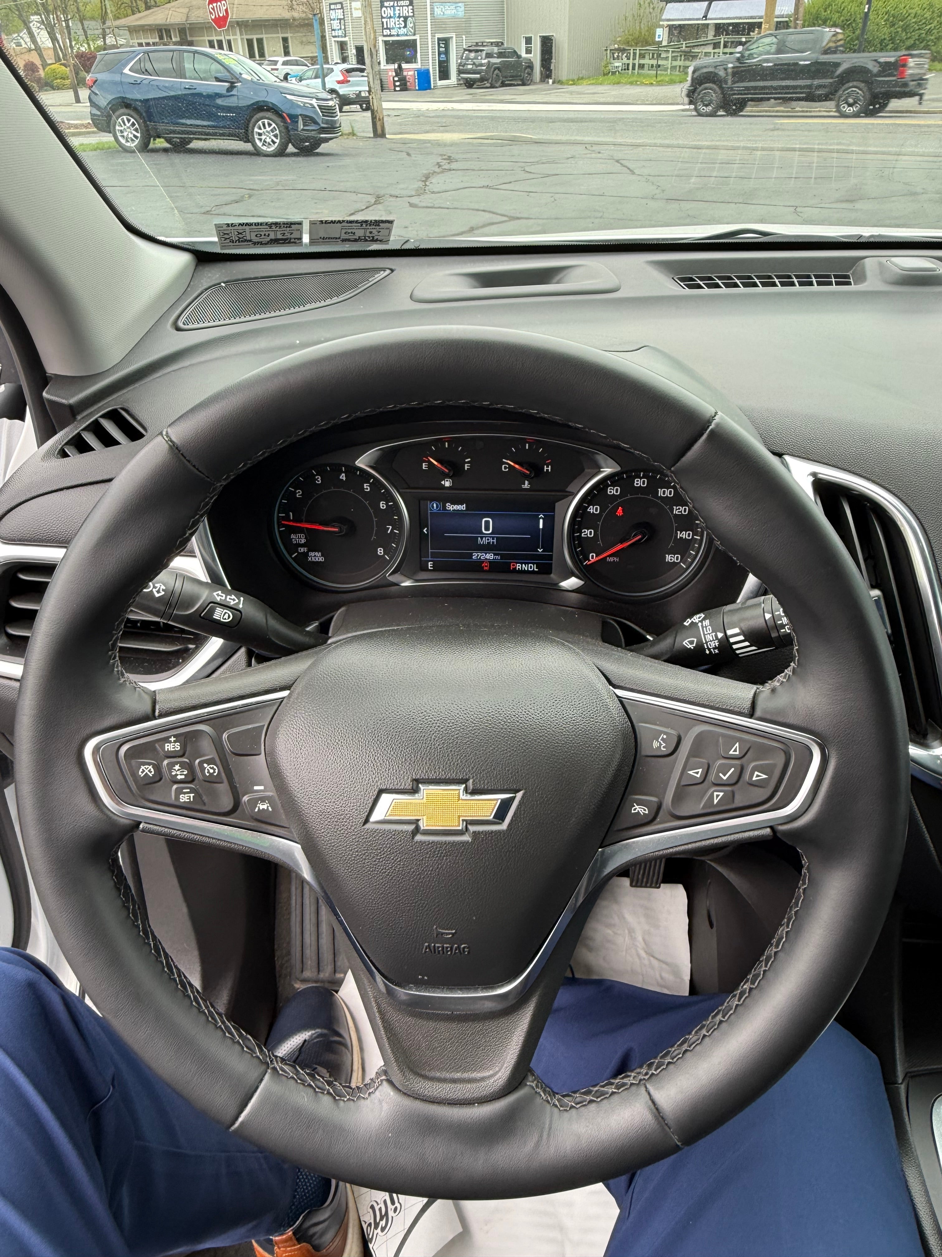 2024 Chevrolet Equinox LT - Photo 9