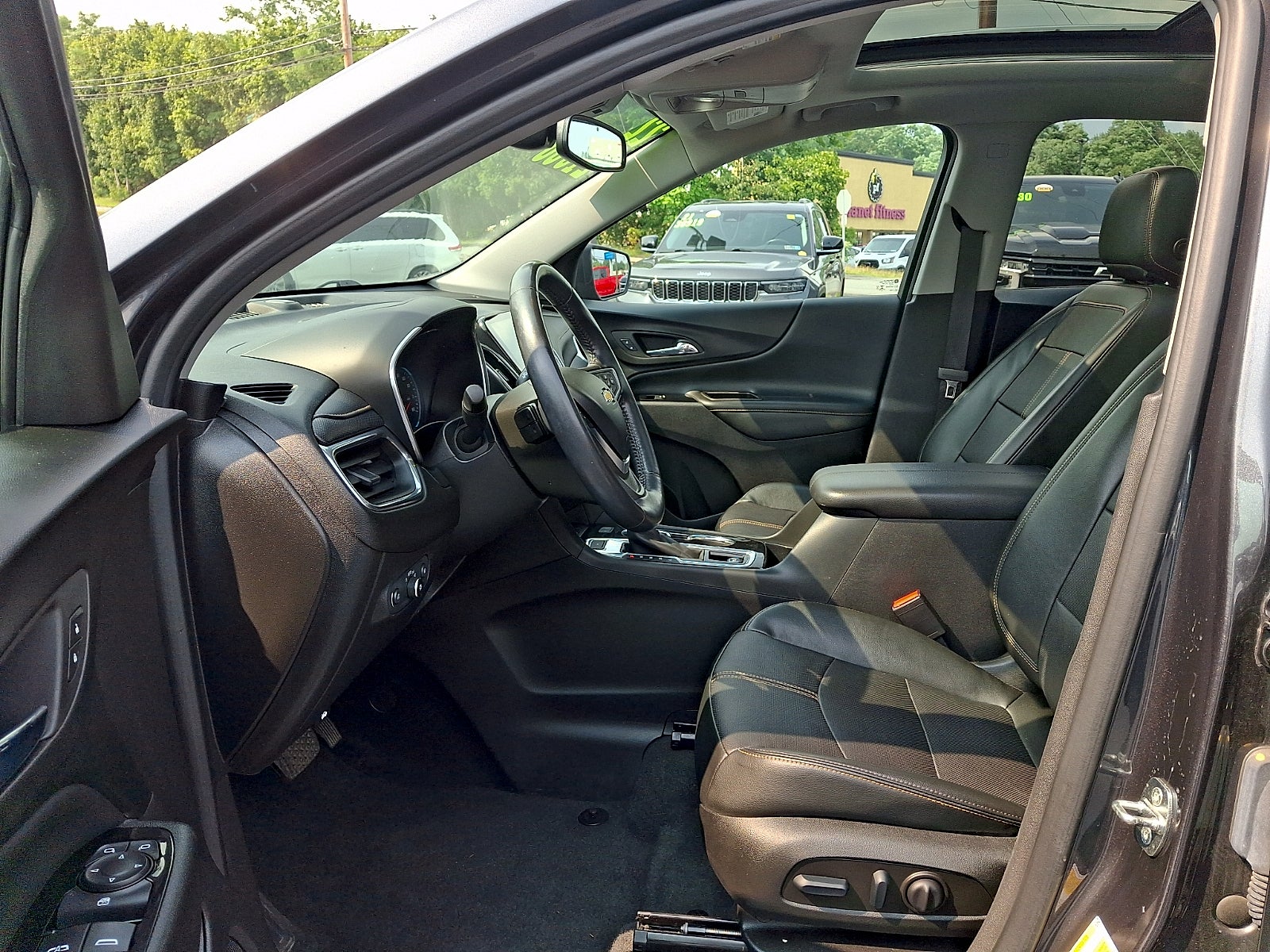 2022 Chevrolet Equinox Premier