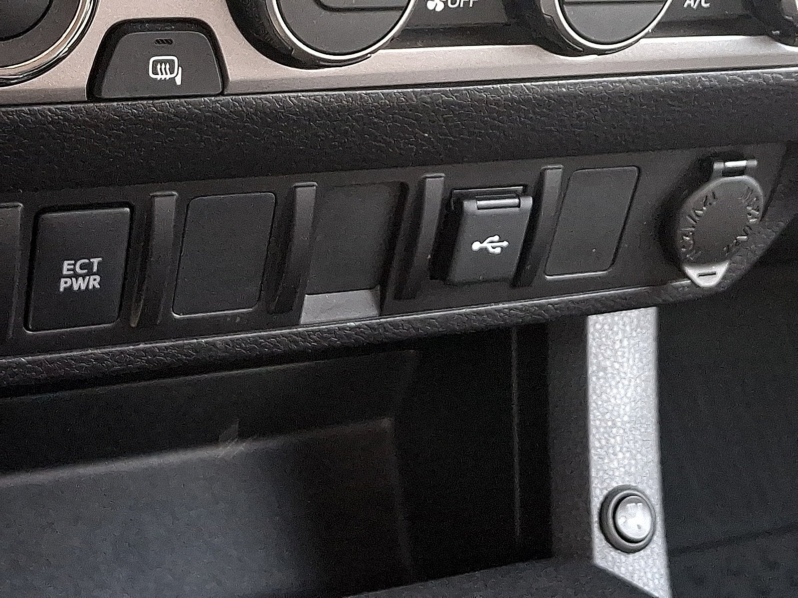 2022 Toyota Tacoma 4WD SR