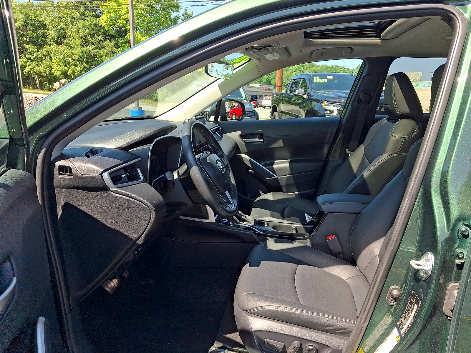 2024 Toyota Corolla Cross XLE
