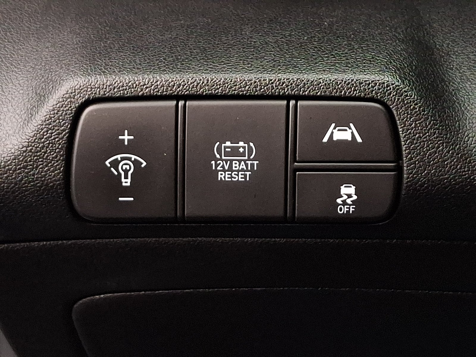 2023 Hyundai Elantra Hybrid Blue