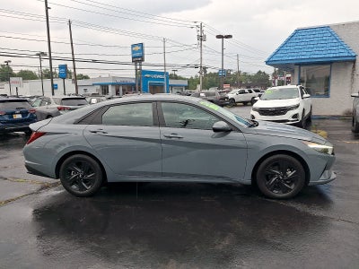 2023 Hyundai Elantra Hybrid Blue