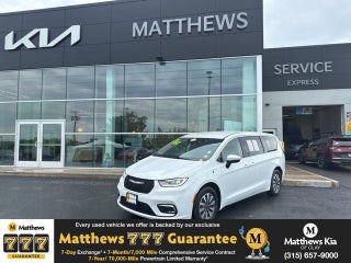 2023 Chrysler Pacifica Hybrid Touring L