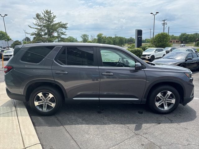 2024 Honda Pilot EX-L 7 Passenger