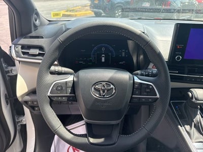 2025 Toyota Sienna Limited 7 Passenger