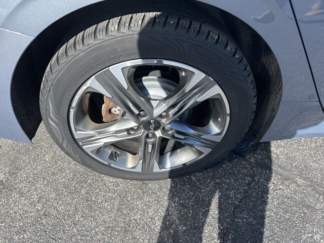 2023 Kia K5 EX