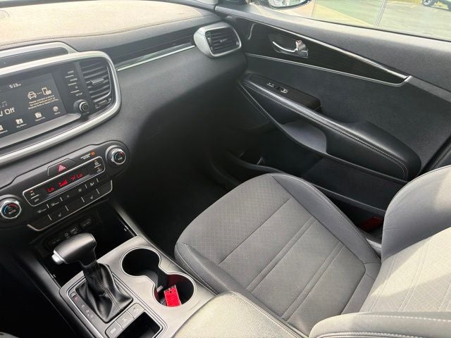 2020 Kia Sorento S