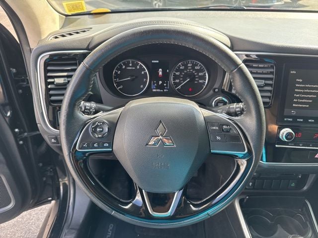 2020 Mitsubishi Outlander ES