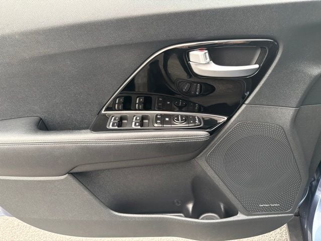 2022 Kia Niro EX Premium