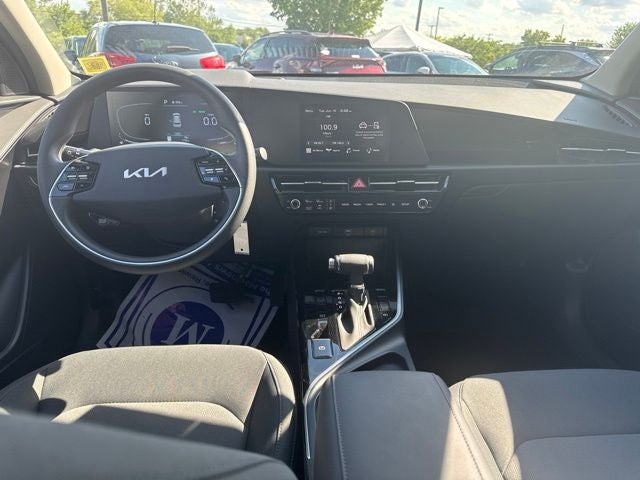 2025 Kia Niro LX