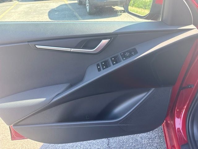 2025 Kia Niro LX