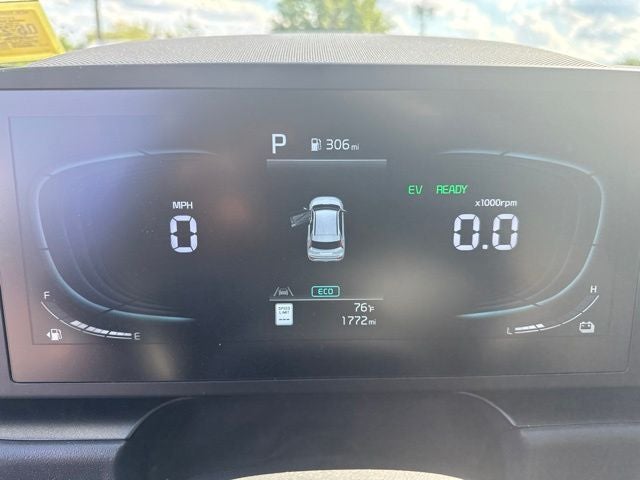 2025 Kia Niro LX