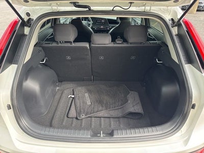 2023 Kia Niro LX