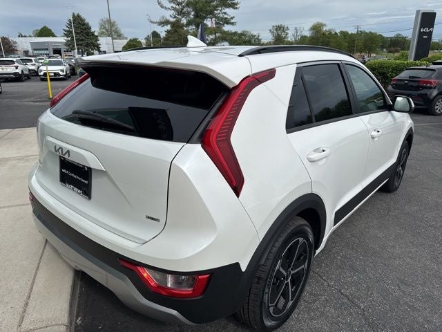 2023 Kia Niro LX