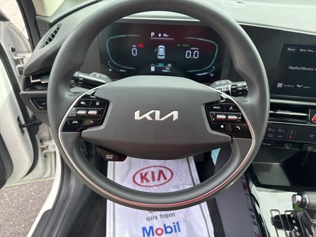 2023 Kia Niro LX