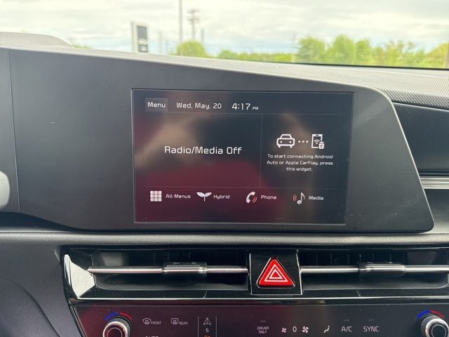 2023 Kia Niro LX