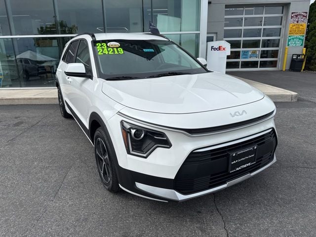 2023 Kia Niro LX
