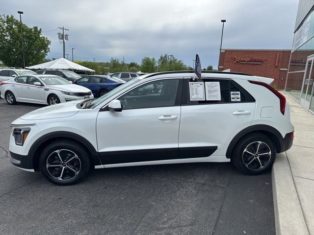2023 Kia Niro LX