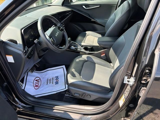 2023 Kia Niro EX Touring