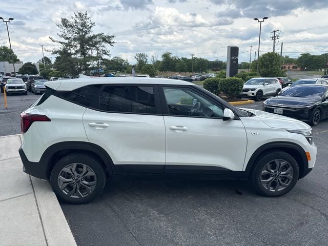 2024 Kia Seltos LX