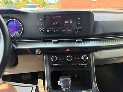 2024 Kia Carnival LX