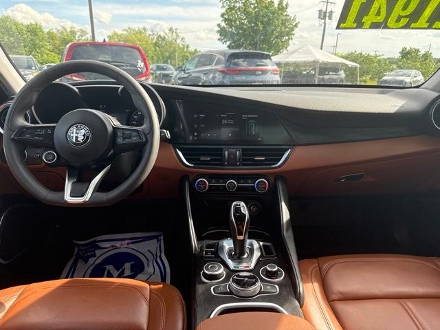 2020 Alfa Romeo Giulia Base