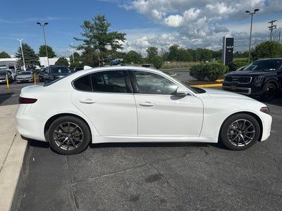 2020 Alfa Romeo Giulia Base