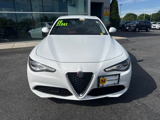 2020 Alfa Romeo Giulia Base
