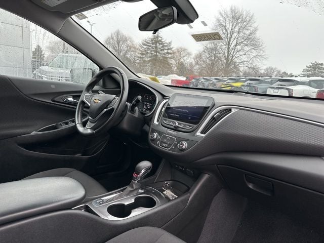 2022 Chevrolet Malibu RS