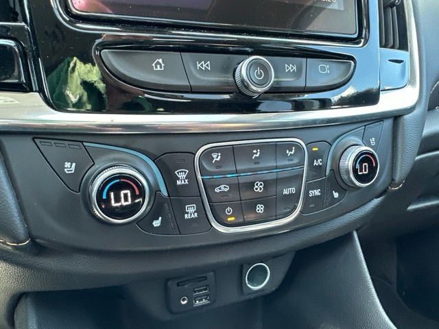 2021 Chevrolet Traverse Premier