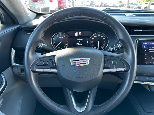 2023 Cadillac XT4 Premium Luxury