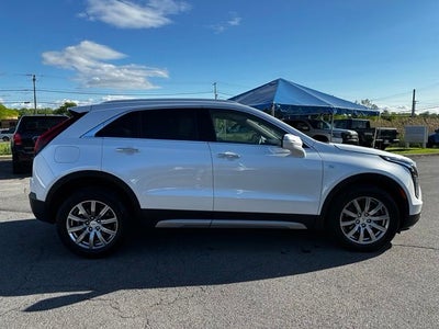 2023 Cadillac XT4 Premium Luxury