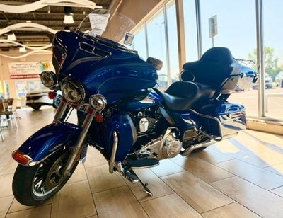 2016 Harley-Davidson Electra Glide Ultra Classic FLHTCU Ultra Glide