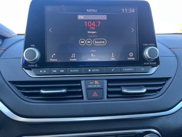 2022 Nissan Altima 2.5 SR