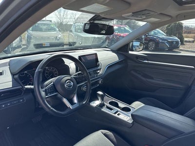 2020 Nissan Altima 2.5 SV