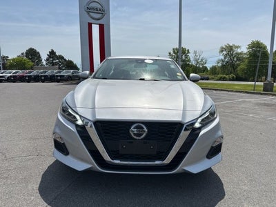 2022 Nissan Altima 2.5 SV