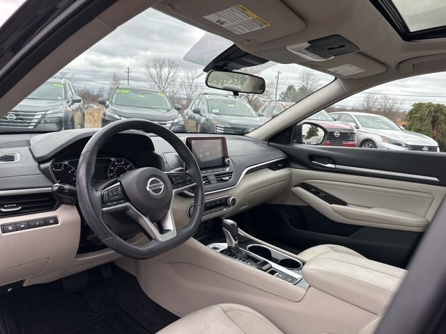 2021 Nissan Altima 2.5 SV