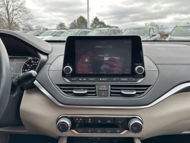 2021 Nissan Altima 2.5 SV