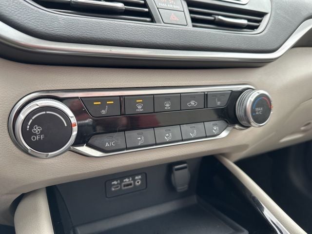 2021 Nissan Altima 2.5 SV