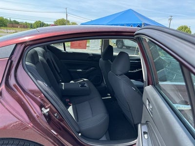 2023 Nissan Altima 2.5 SV