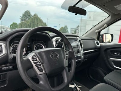 2018 Nissan Titan SV