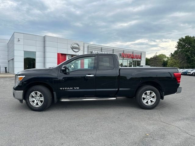 2018 Nissan Titan SV