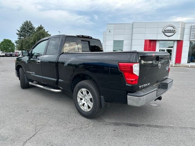 2018 Nissan Titan SV