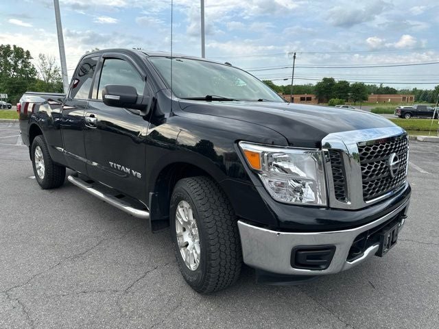 2018 Nissan Titan SV