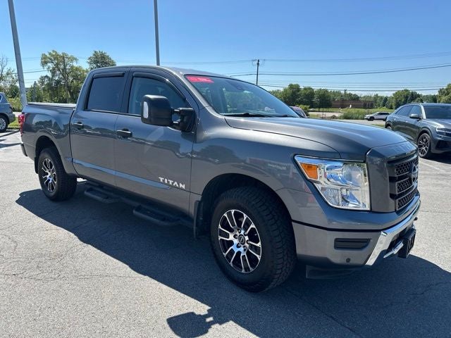 2024 Nissan Titan SV