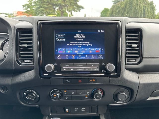 2023 Nissan Frontier SV