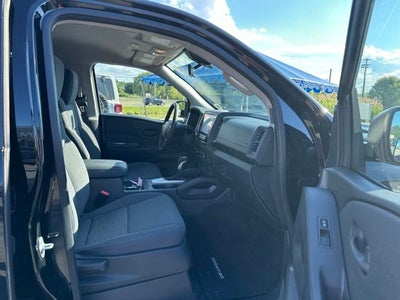 2022 Nissan Frontier S